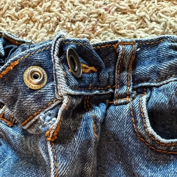 The Children’s Place Distressed Blue Kids Jeans​​ - Picture 4 of 4